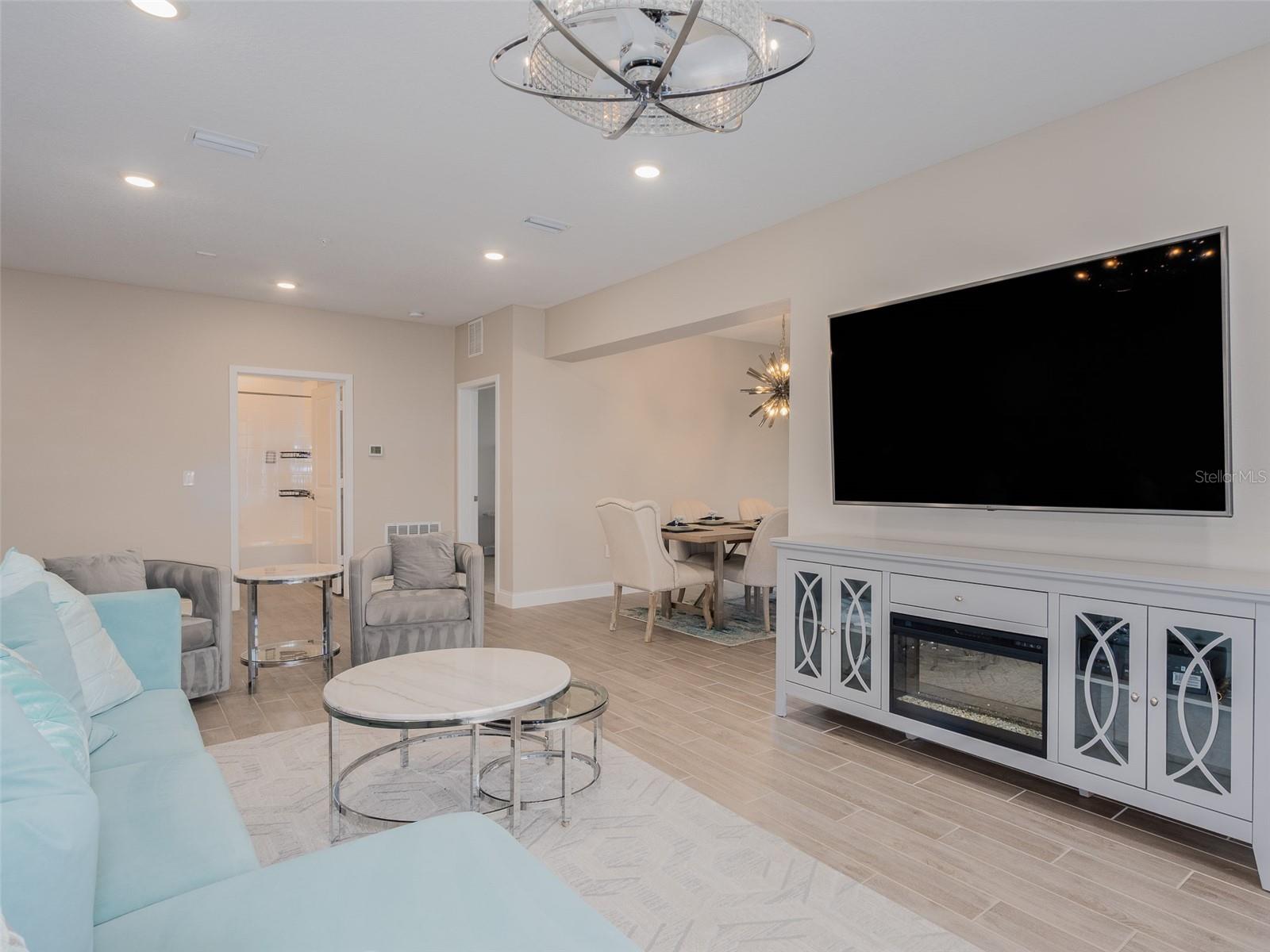Image 12 of 42 For 7517 Laureate Boulevard 4303