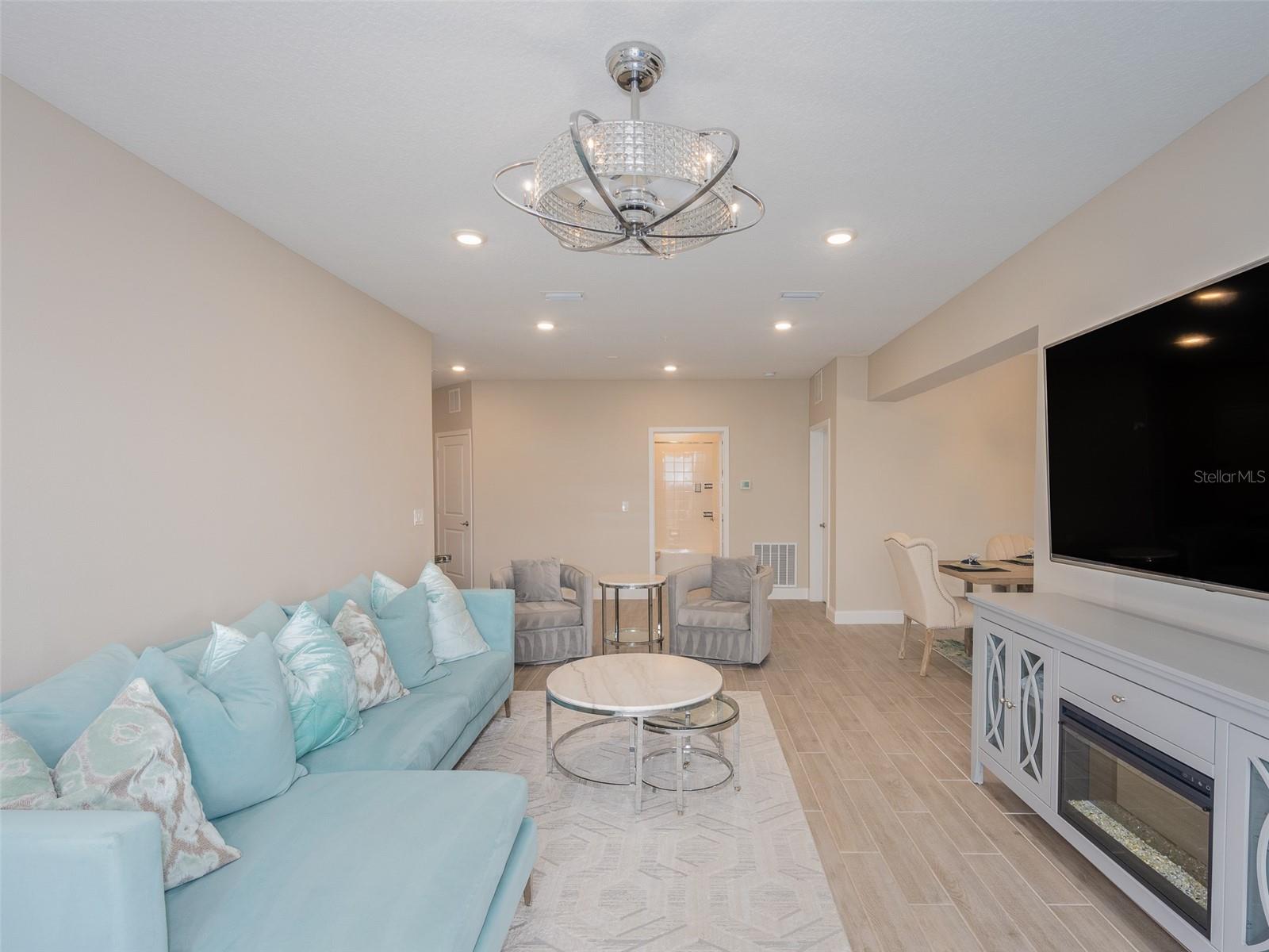 Image 13 of 42 For 7517 Laureate Boulevard 4303