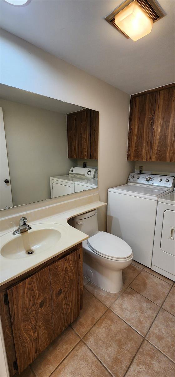 Image 11 of 20 For 2702 5th Court