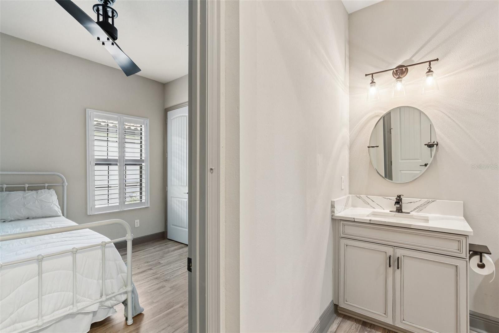 Image 32 of 68 For 13008 Paddock Wood Place