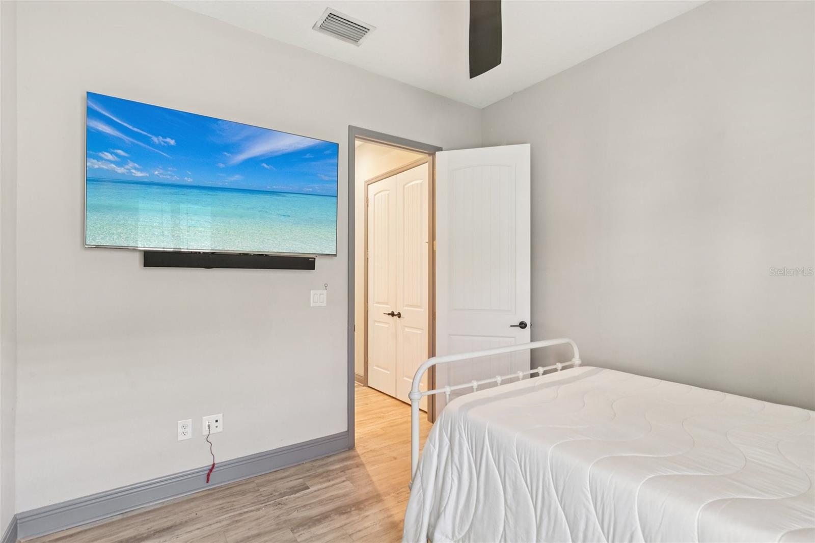 Image 38 of 68 For 13008 Paddock Wood Place