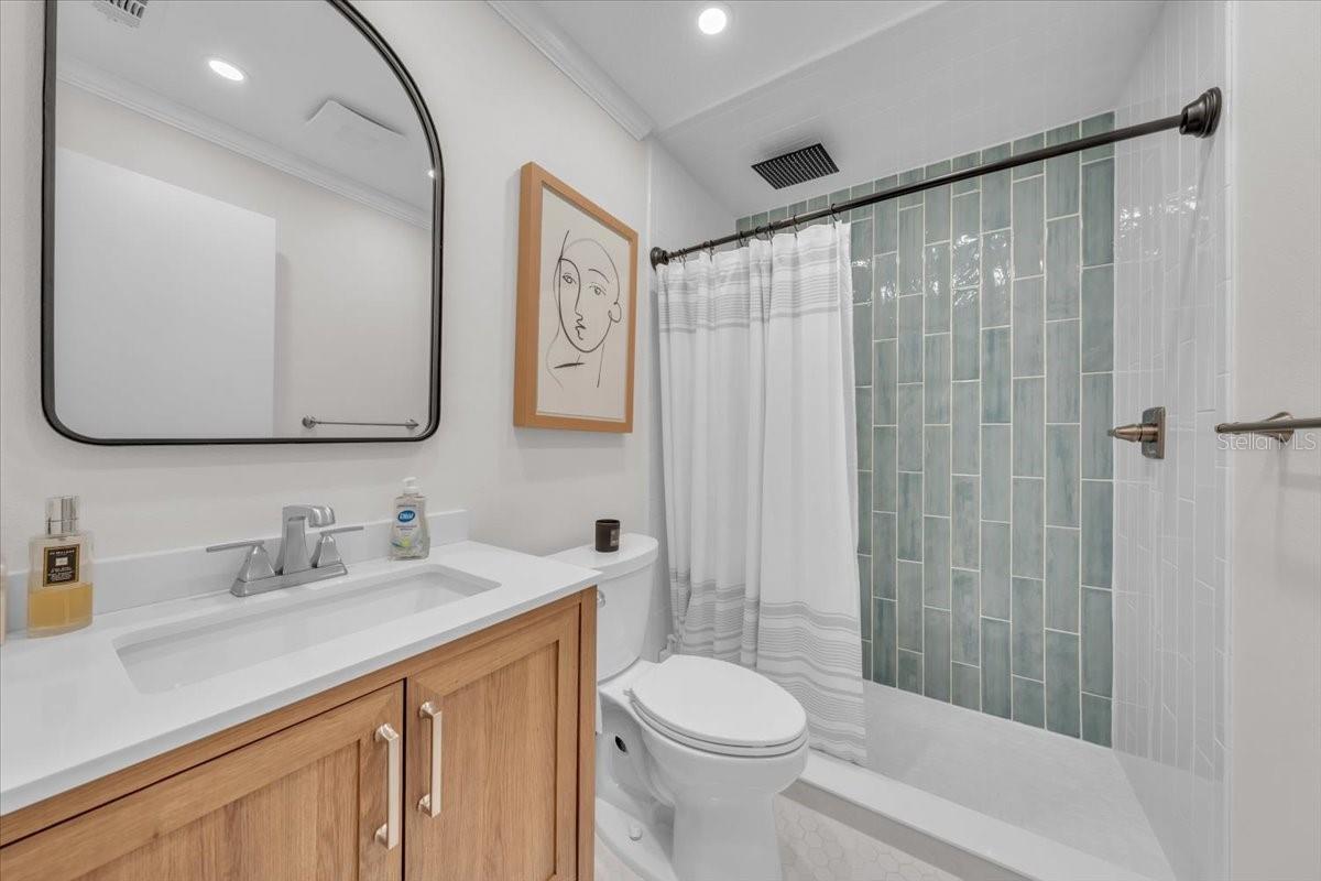 Image 26 of 43 For 505 Centerbrook Drive