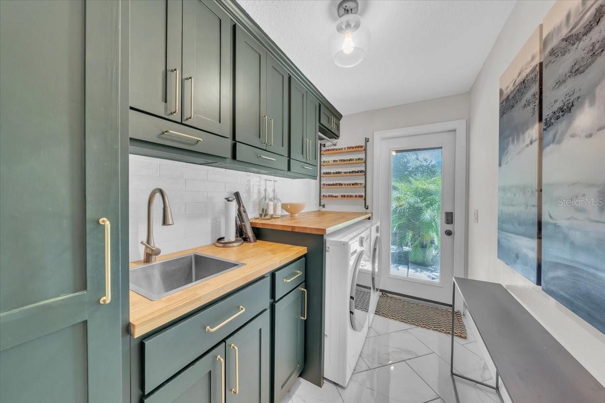 Image 31 of 43 For 505 Centerbrook Drive