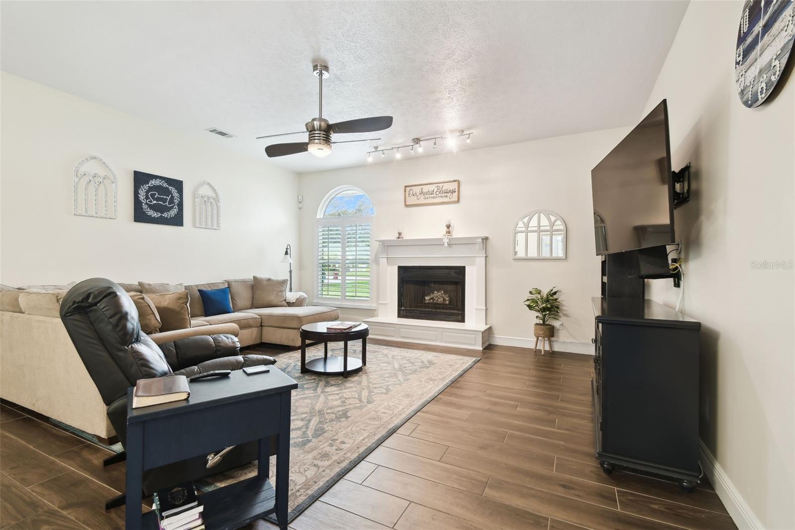 Image 21 of 57 For 2706 Fairway Drive