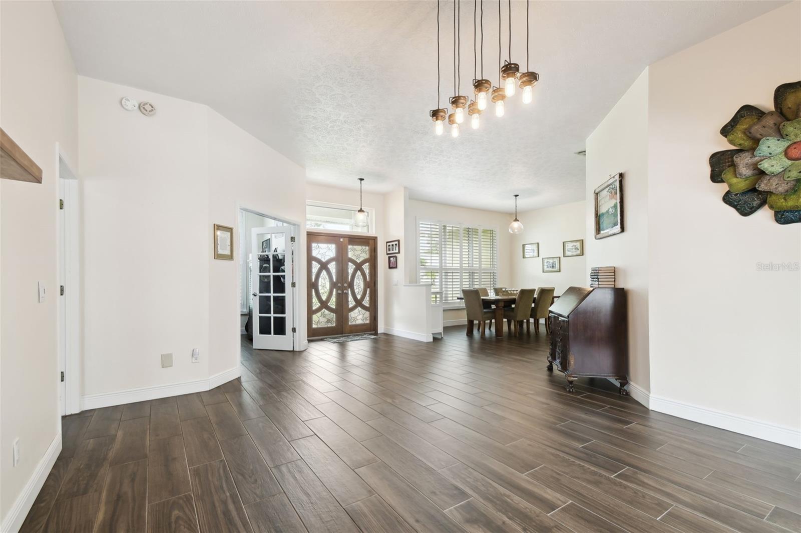 Image 9 of 57 For 2706 Fairway Drive
