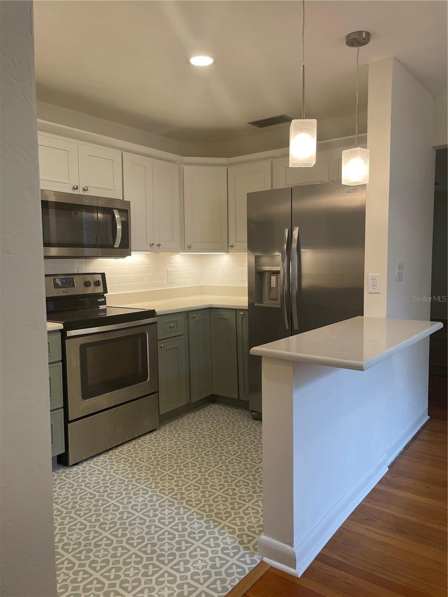 Image 3 of 6 For 1236 15th Street N