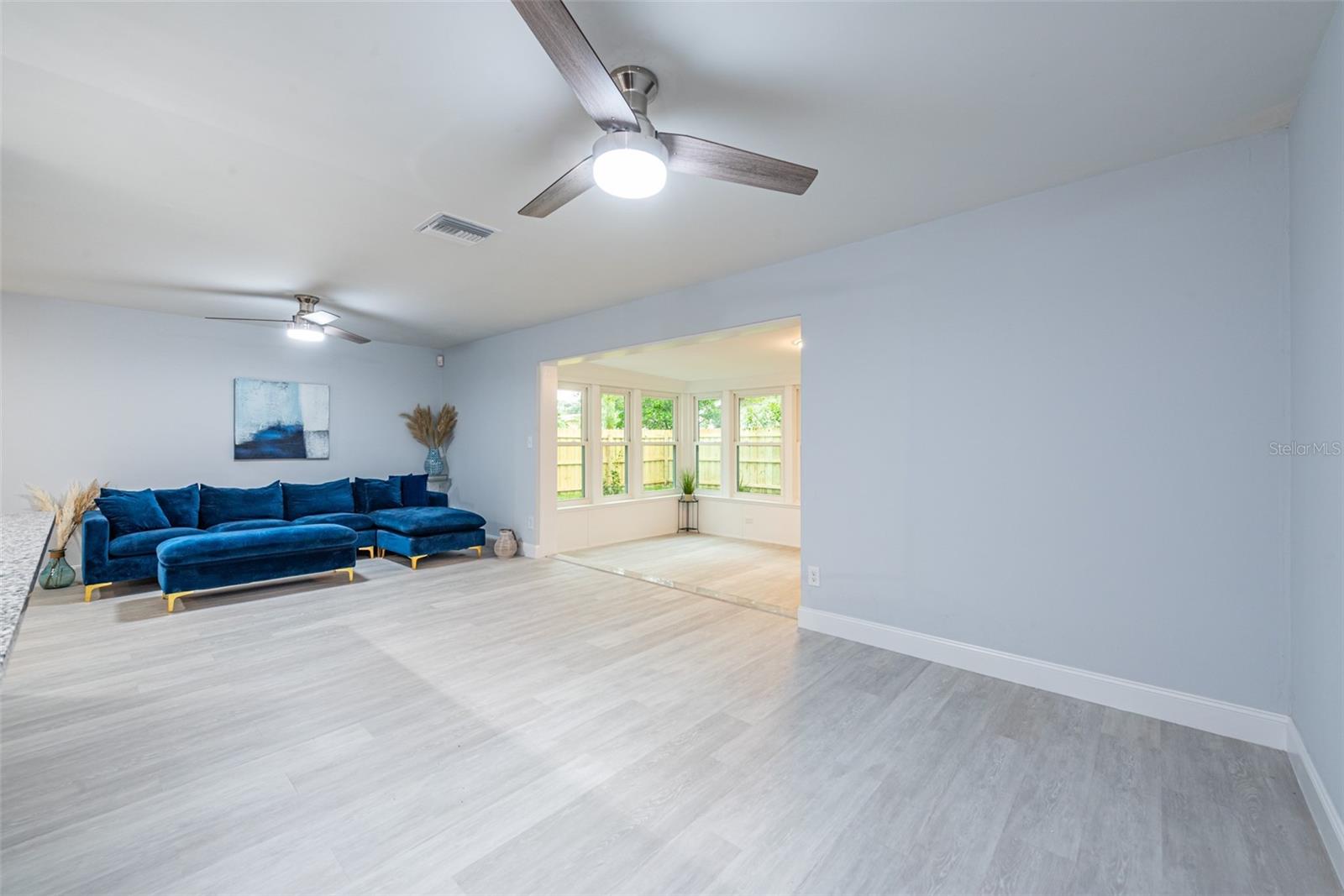 Image 9 of 32 For 5625 Atlantic Avenue N