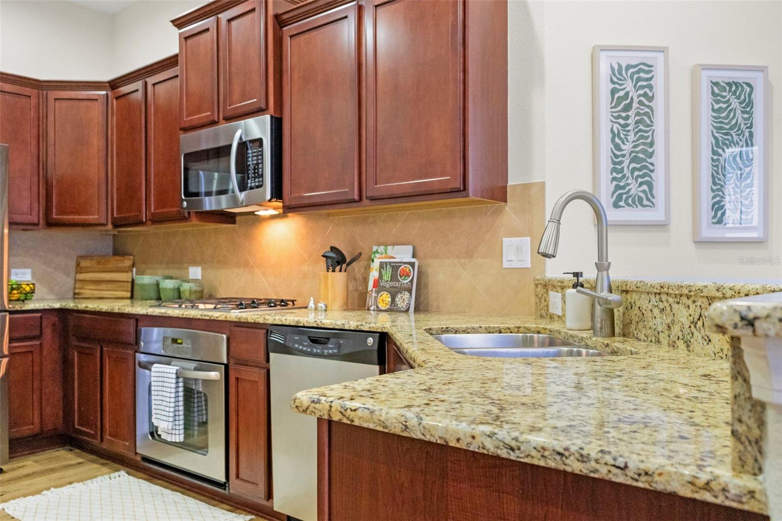 Image 12 of 47 For 20821 Amanda Oak Court