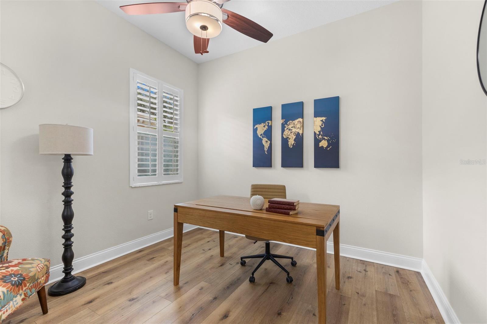 Image 20 of 47 For 20821 Amanda Oak Court