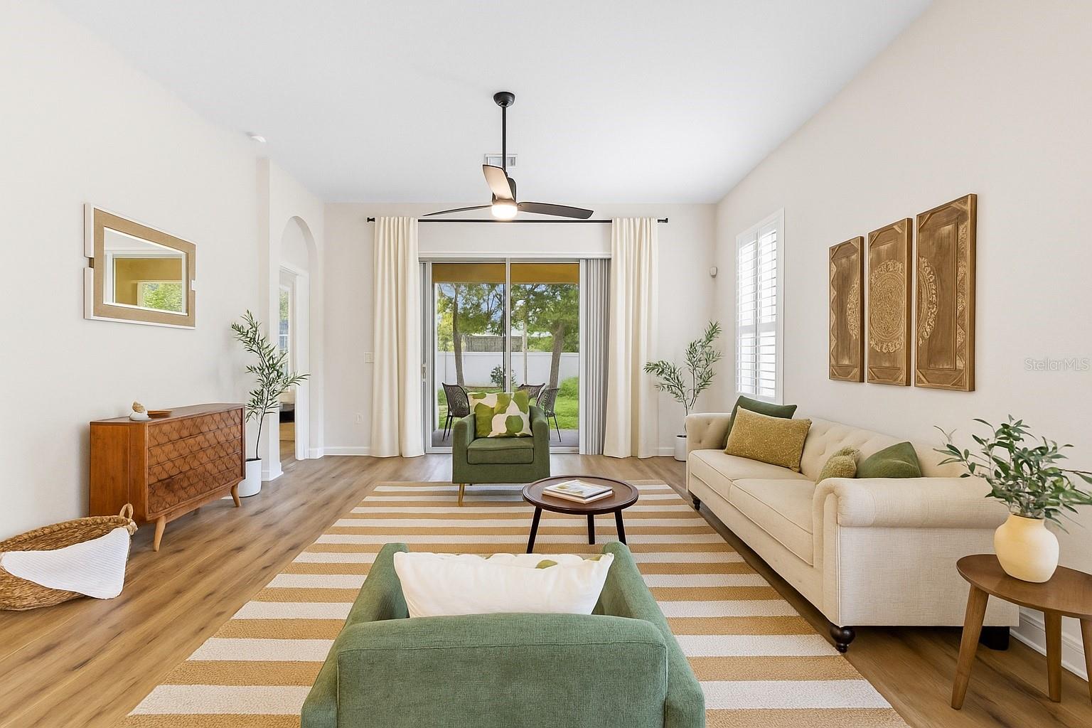 Image 9 of 47 For 20821 Amanda Oak Court