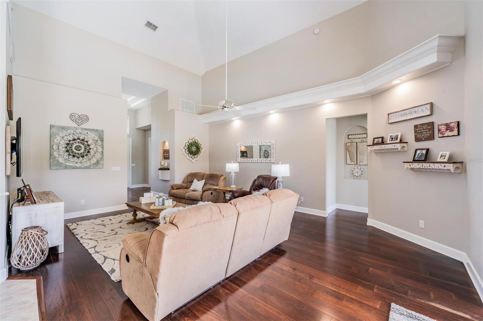 Image 10 of 70 For 19119 Mandarin Grove Place
