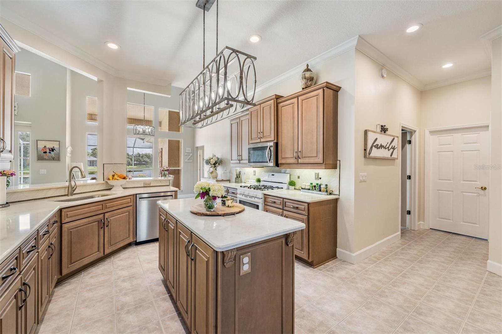 Image 16 of 70 For 19119 Mandarin Grove Place