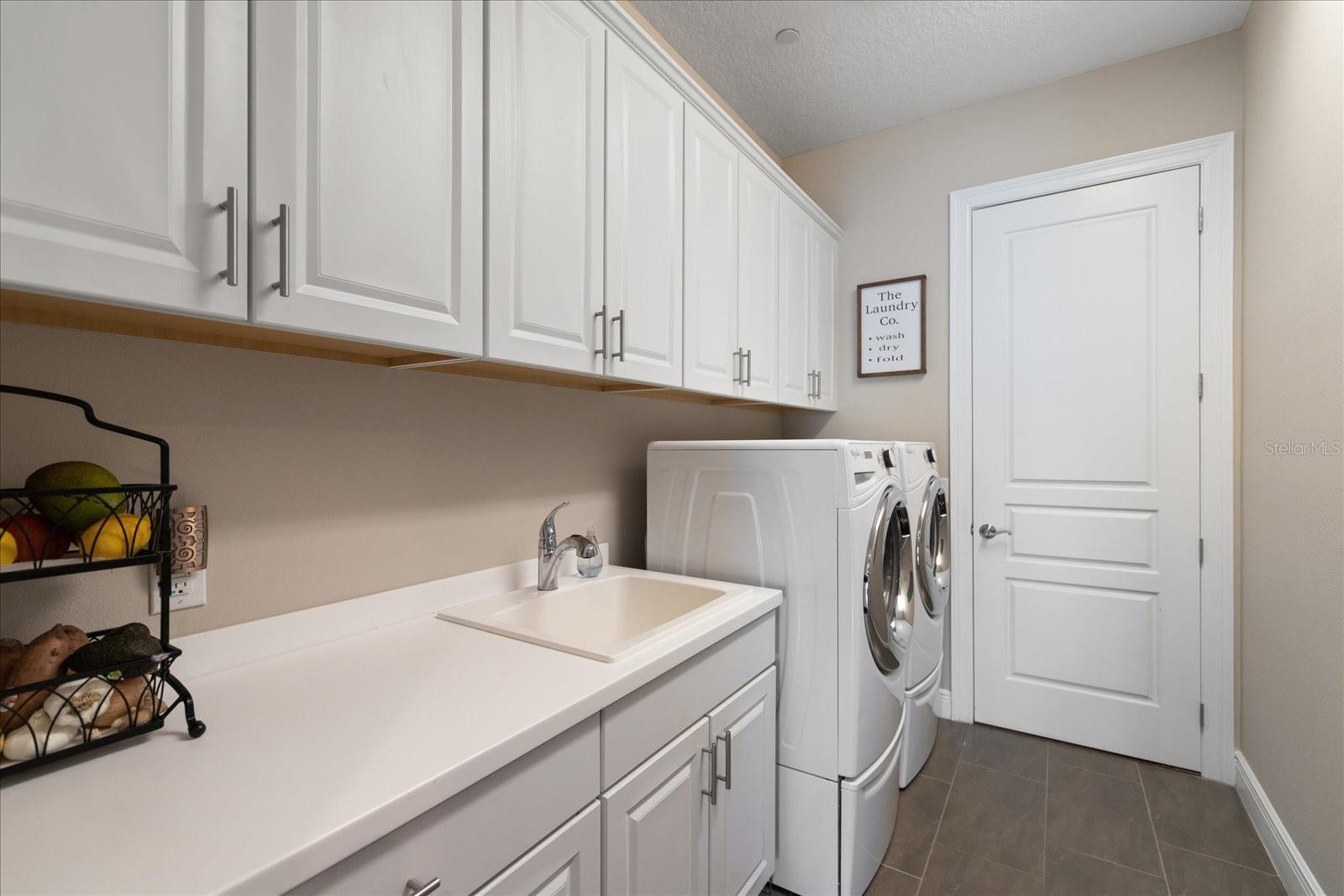 Image 24 of 55 For 5707 Yeats Manor Drive 402