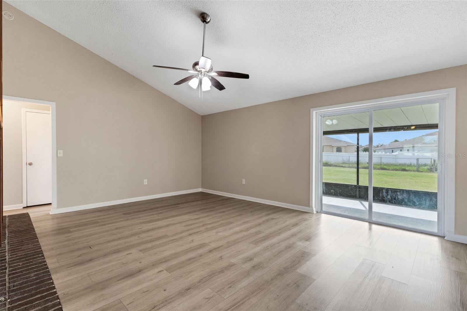 Image 15 of 54 For 3518 Dovetail Lane N