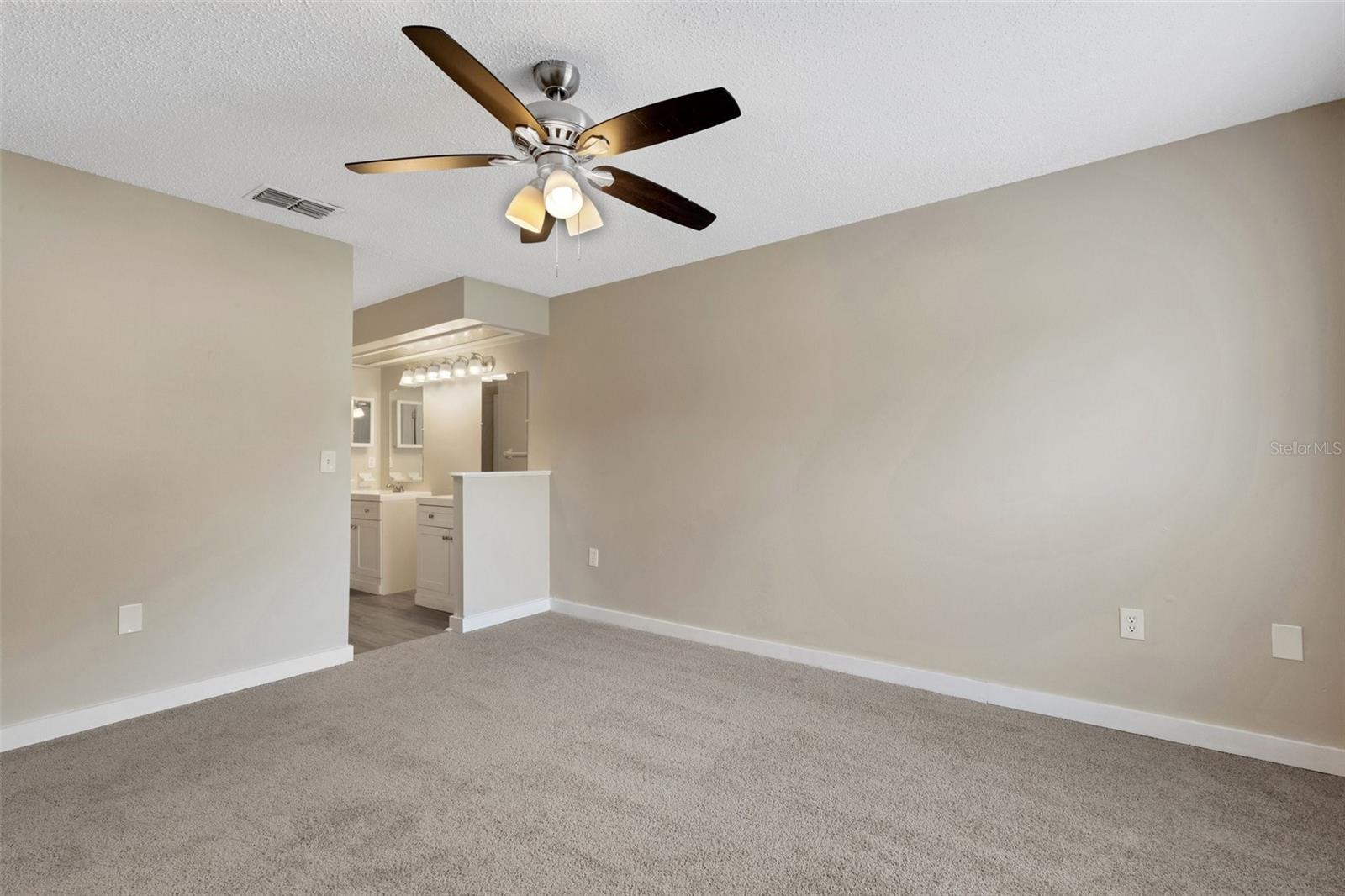 Image 16 of 54 For 3518 Dovetail Lane N
