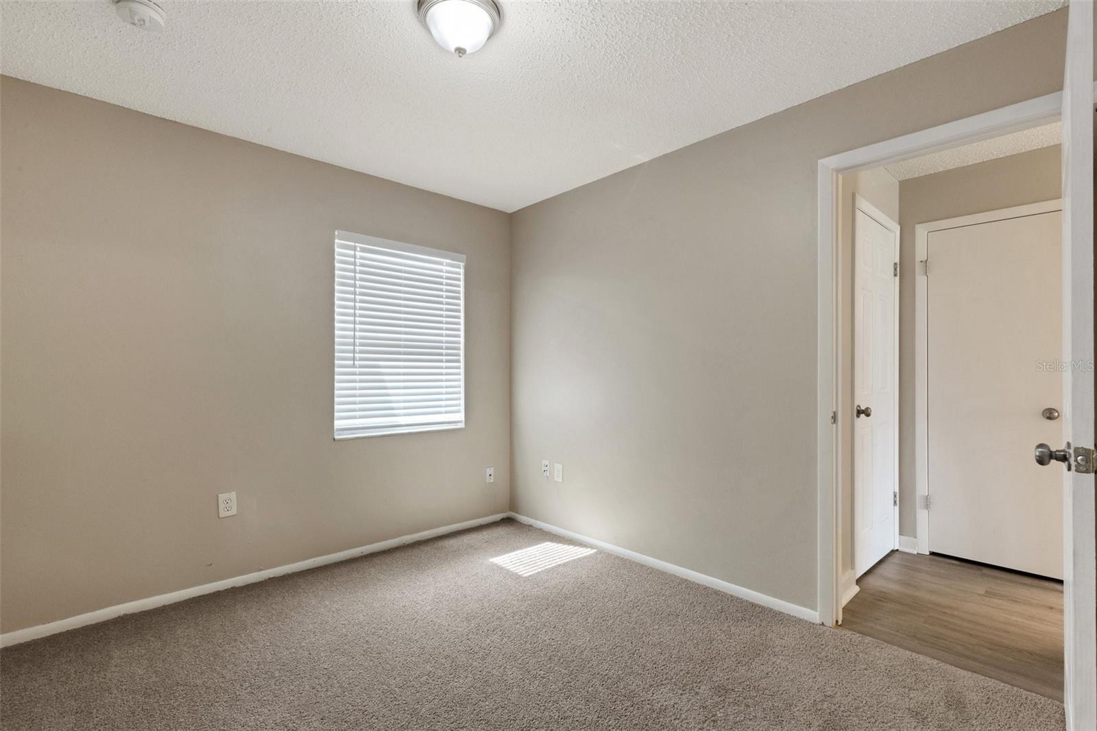 Image 19 of 54 For 3518 Dovetail Lane N