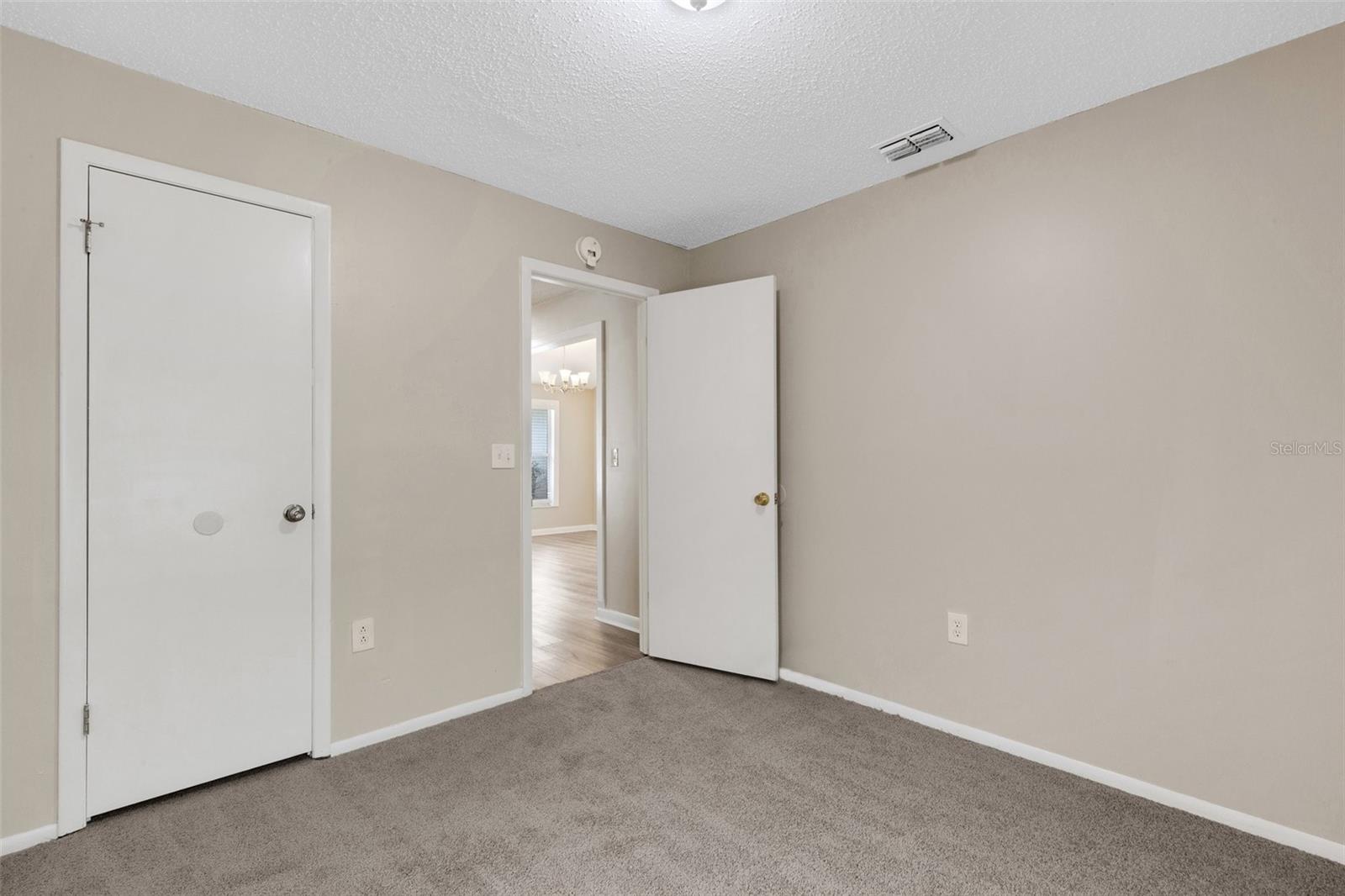 Image 21 of 54 For 3518 Dovetail Lane N
