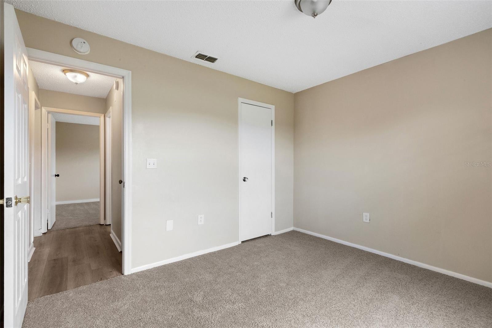 Image 29 of 54 For 3518 Dovetail Lane N
