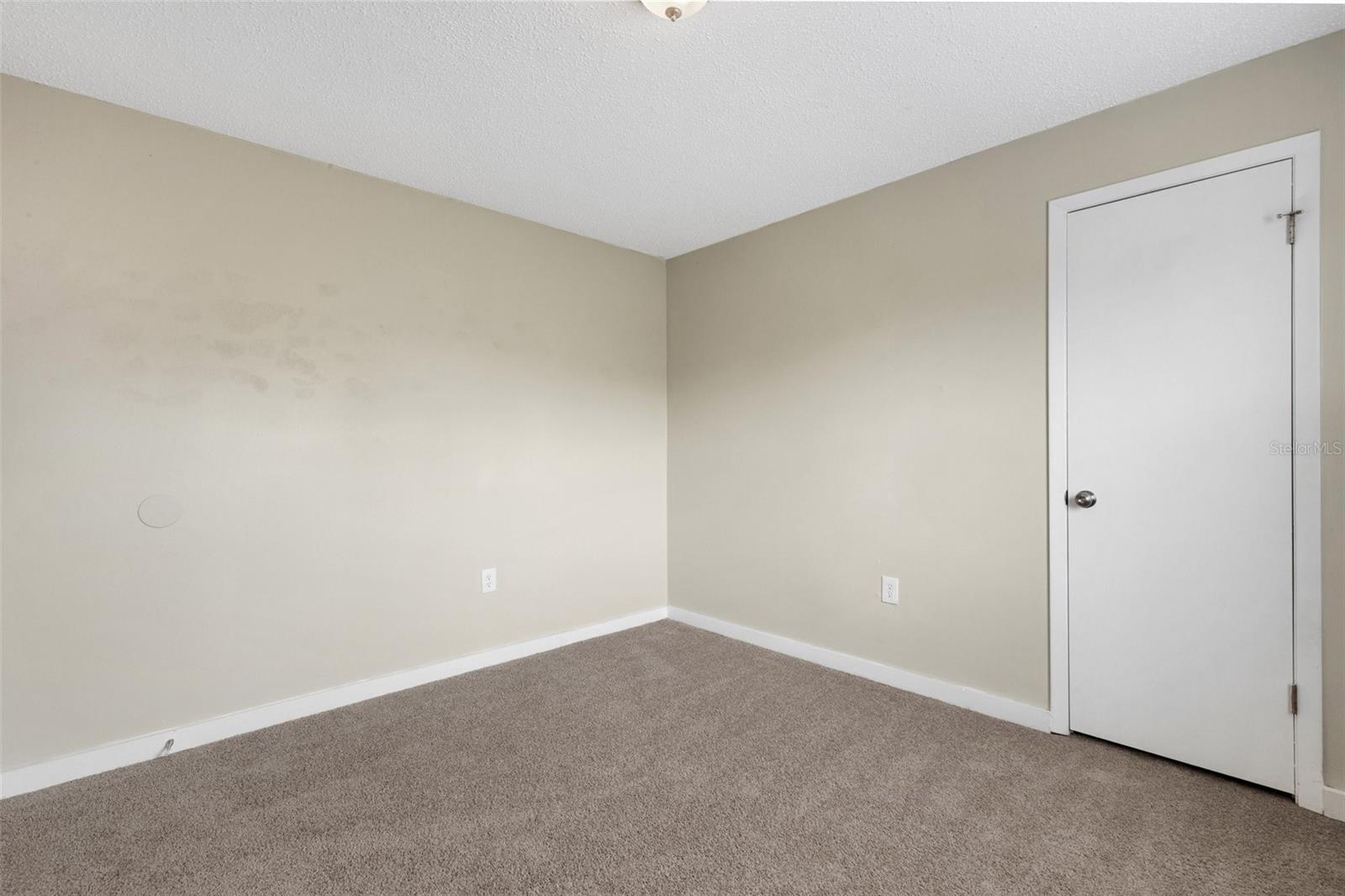 Image 36 of 54 For 3518 Dovetail Lane N