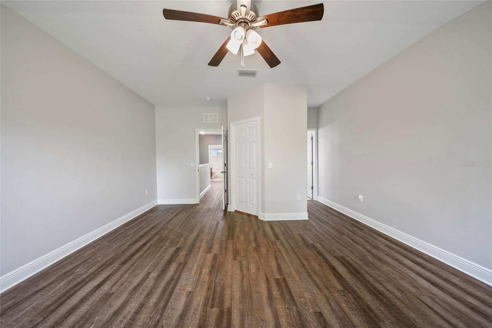 Image 16 of 27 For 558 Harbor Ridge Drive