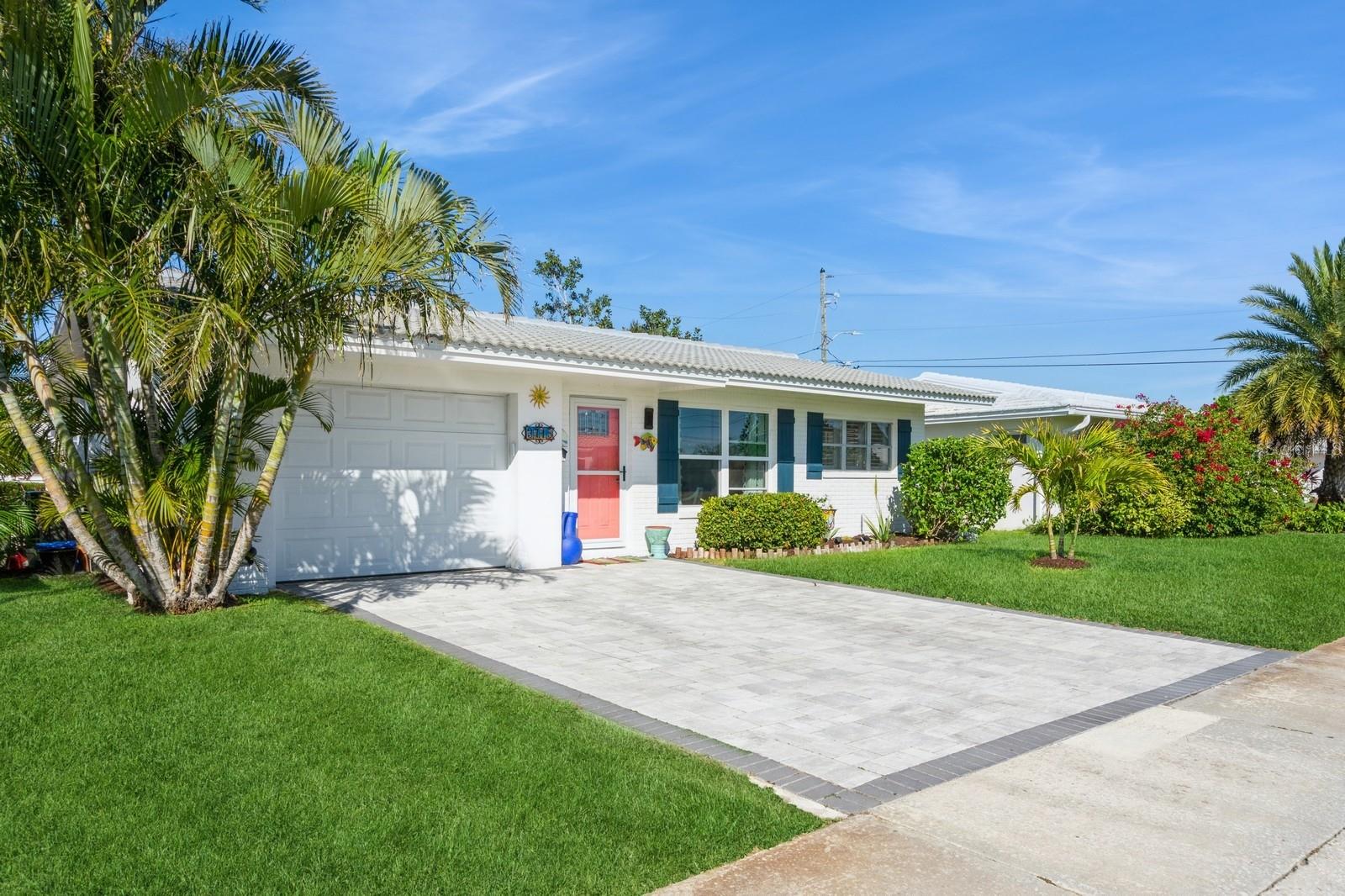 Image 3 of 33 For 3715 98th Avenue N 3