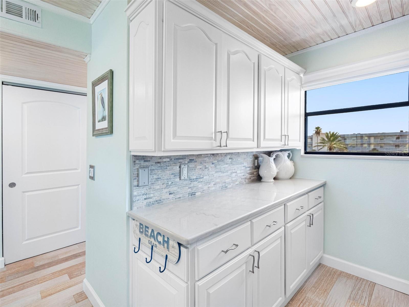 Image 21 of 74 For 18304 Gulf Boulevard 308