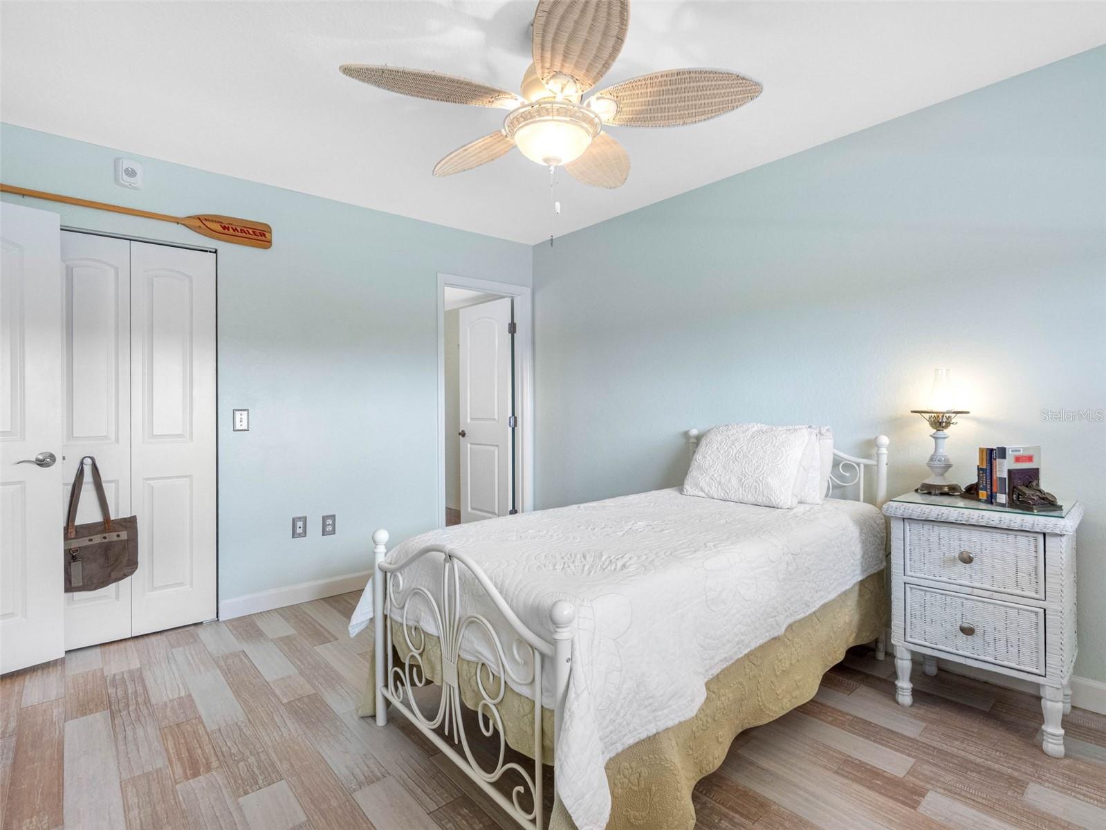 Image 39 of 74 For 18304 Gulf Boulevard 308