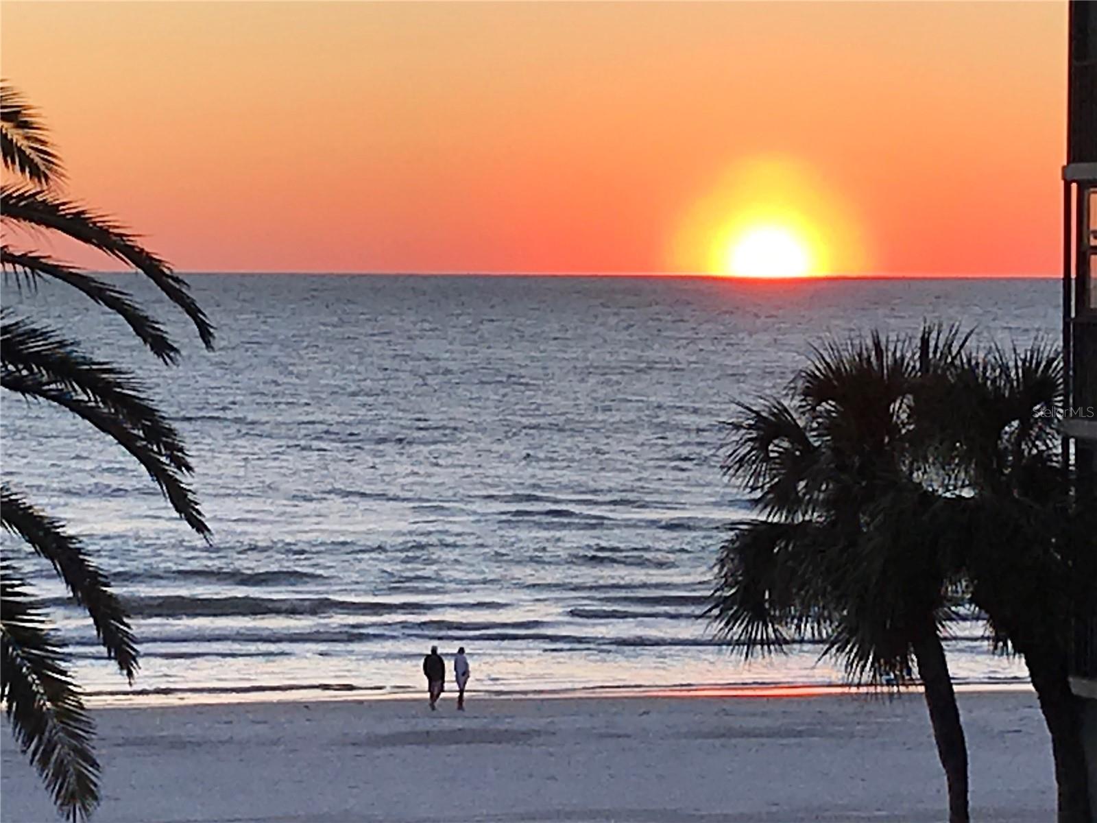 Image 4 of 74 For 18304 Gulf Boulevard 308