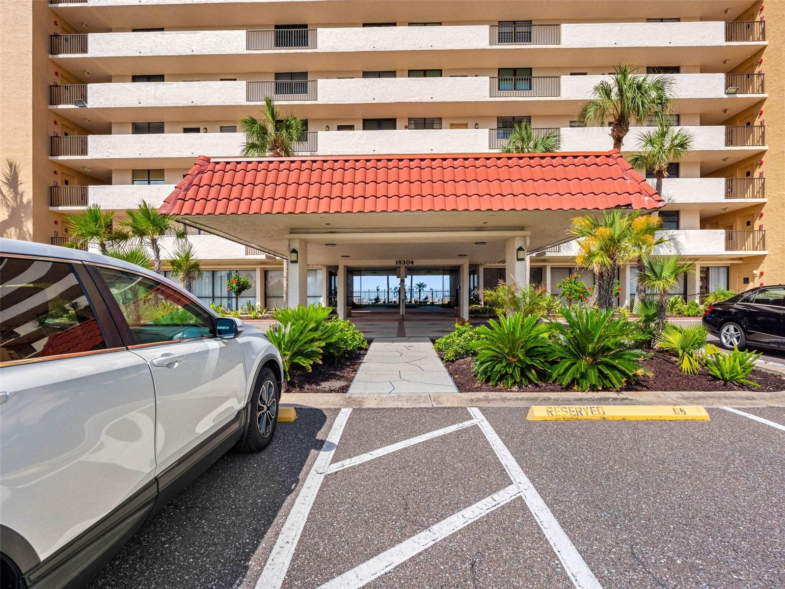 Image 47 of 74 For 18304 Gulf Boulevard 308