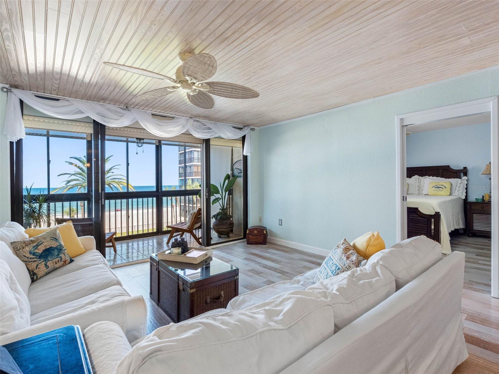 Image 5 of 74 For 18304 Gulf Boulevard 308
