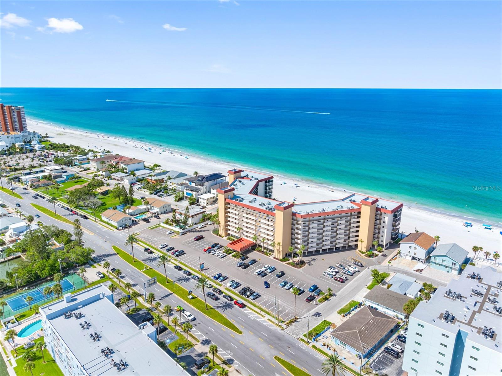 Image 56 of 74 For 18304 Gulf Boulevard 308