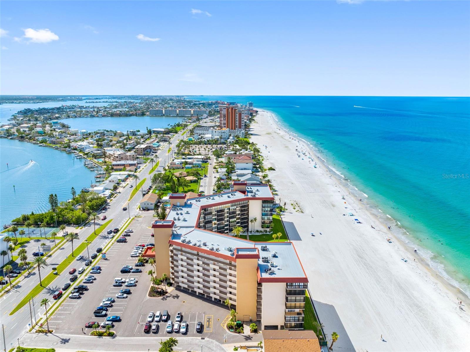 Image 58 of 74 For 18304 Gulf Boulevard 308