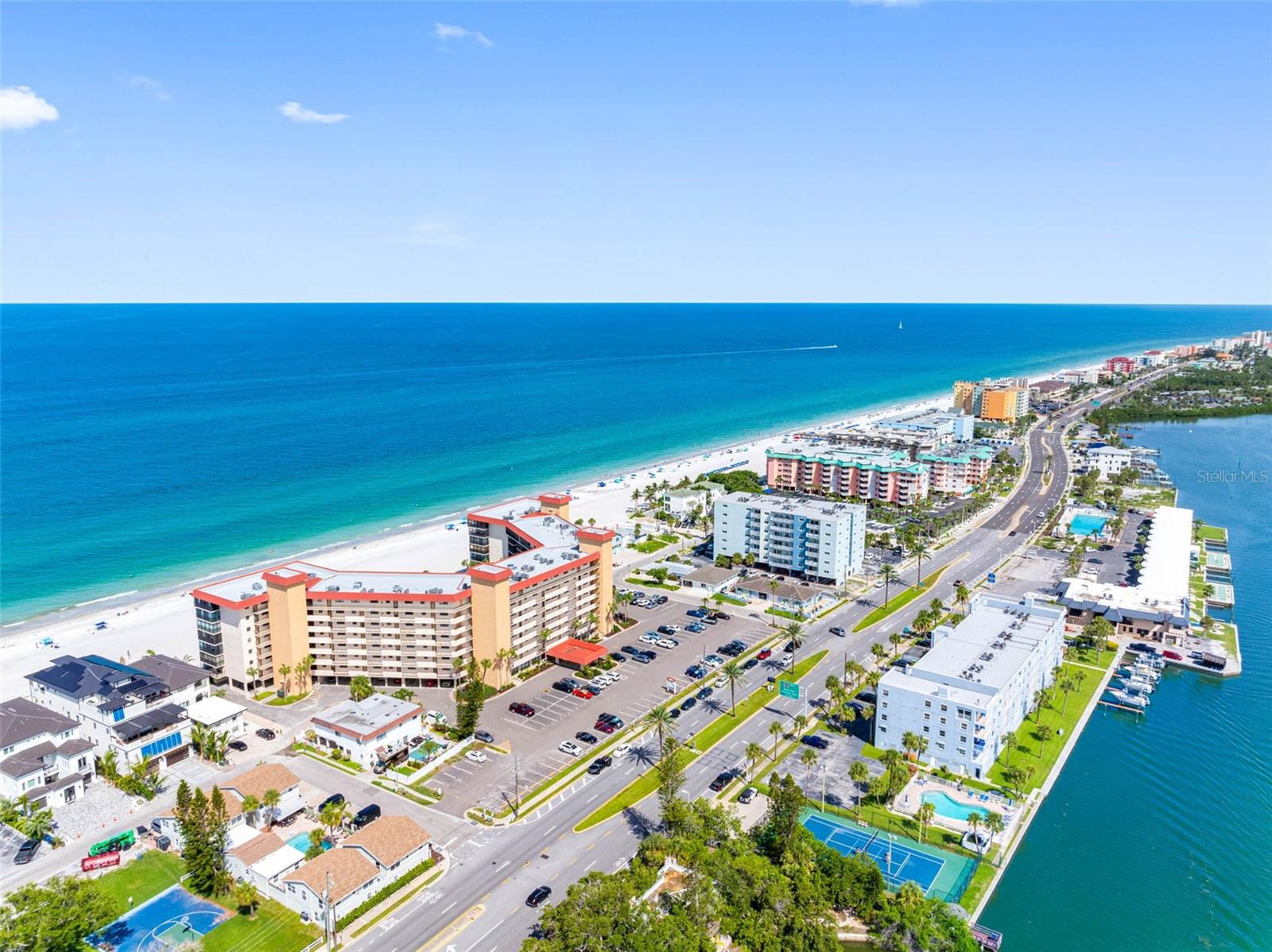 Image 65 of 74 For 18304 Gulf Boulevard 308