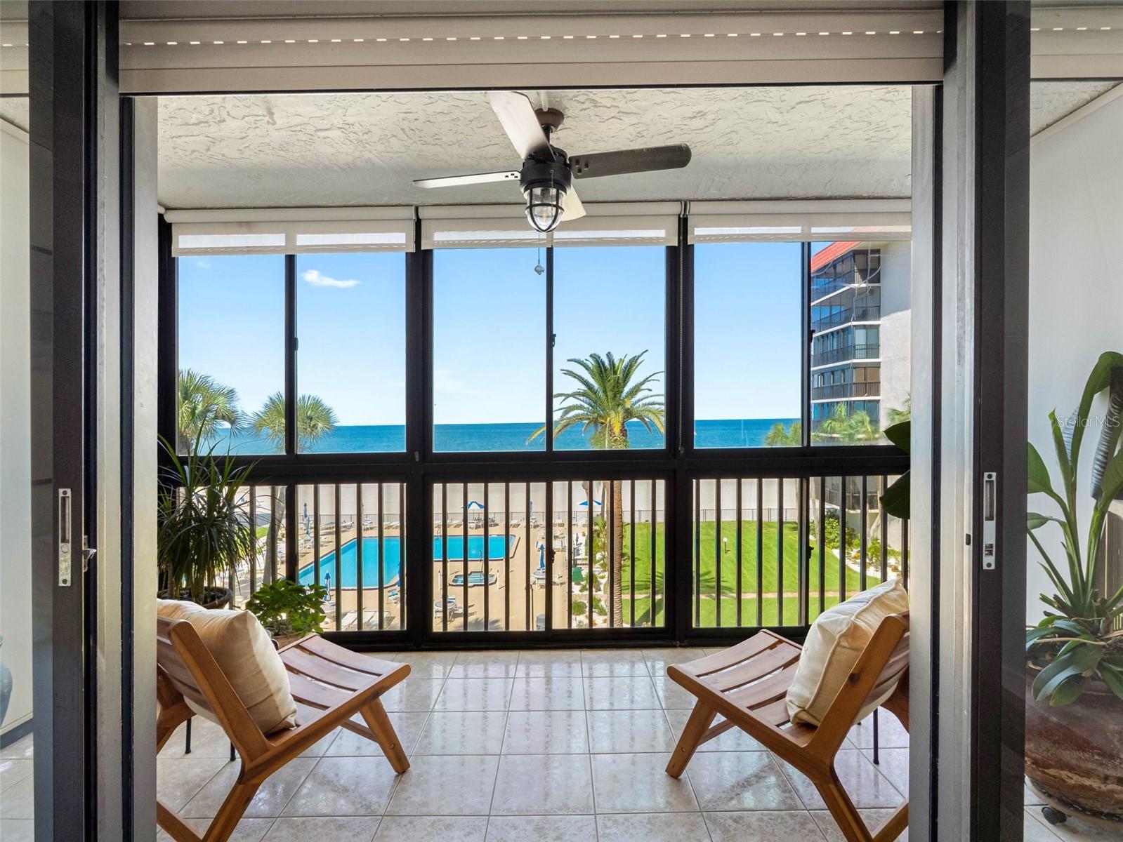 Image 7 of 74 For 18304 Gulf Boulevard 308