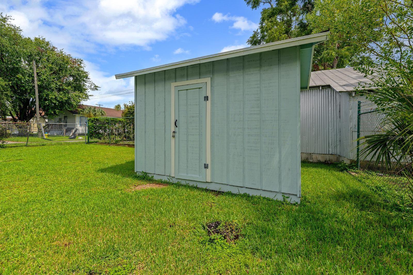 Image 18 of 21 For 2402 10th Avenue