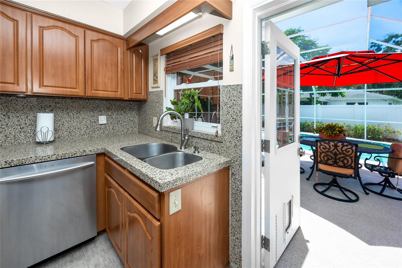 Image 10 of 43 For 10504 Lacera Drive