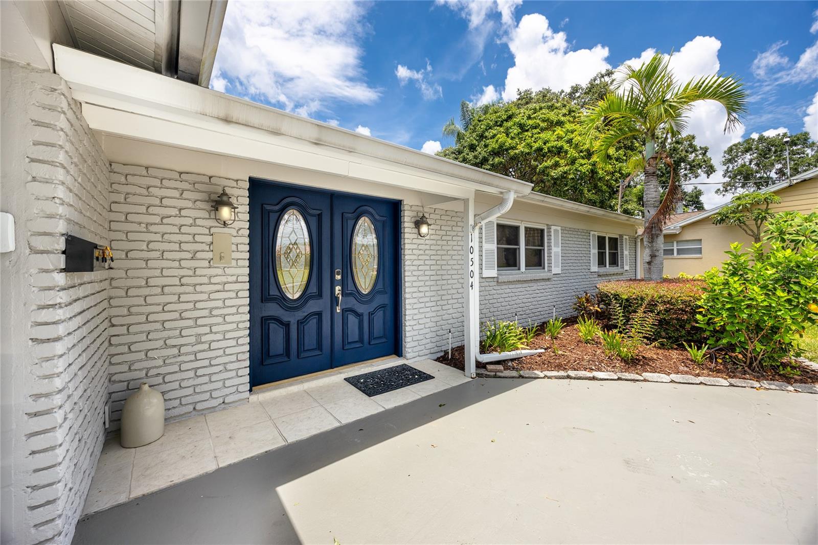 Image 3 of 43 For 10504 Lacera Drive