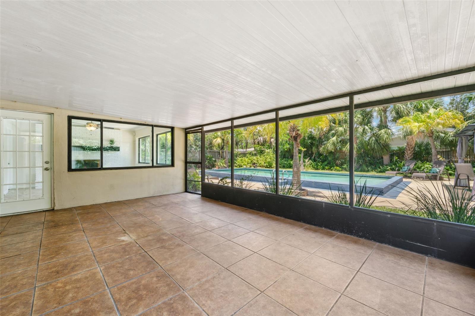 Image 14 of 37 For 2443 68th Avenue S