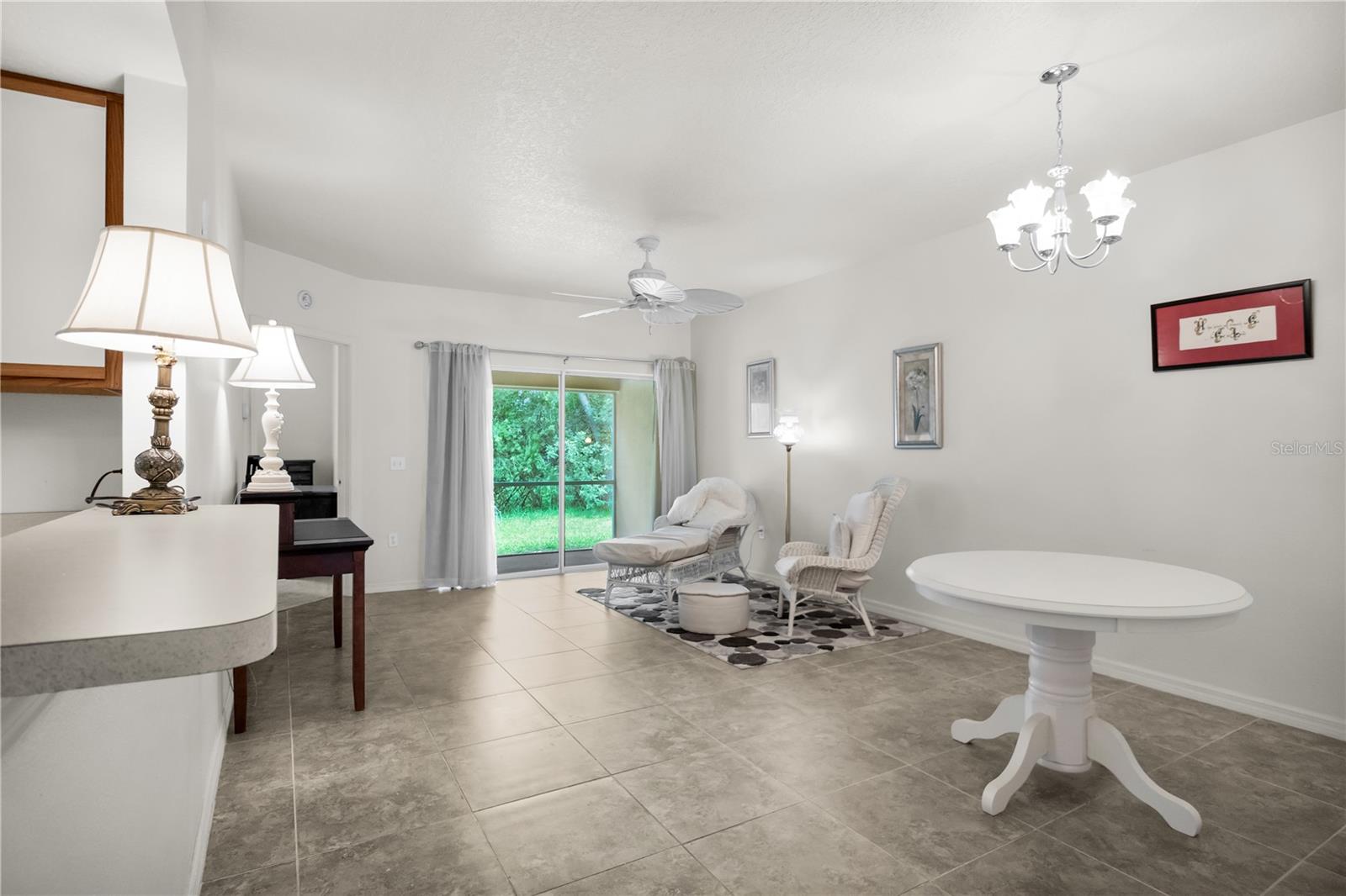 Image 8 of 25 For 6433 Cypressdale Drive 102