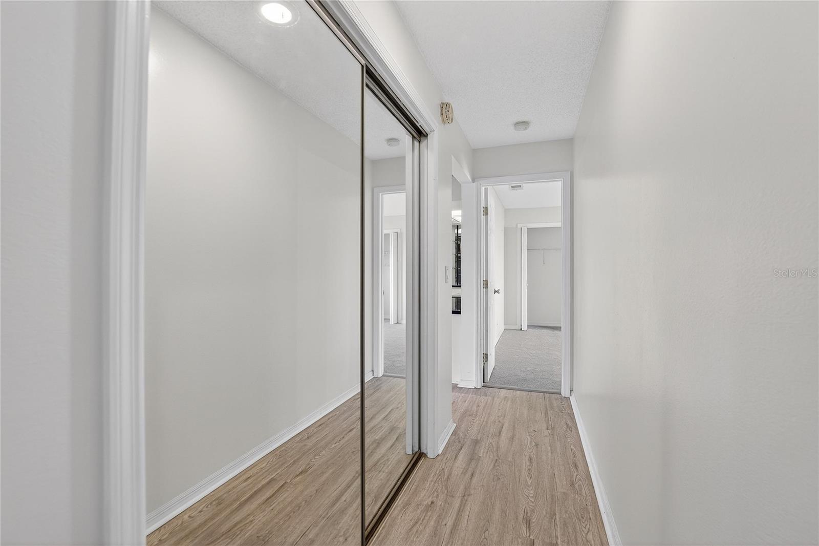 Image 41 of 44 For 2004 Golfview Drive