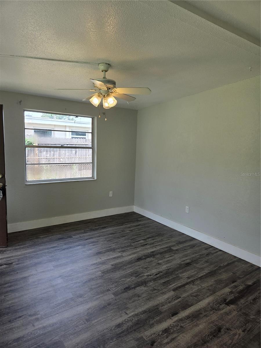 Image 4 of 19 For 8695 92nd Terrace
