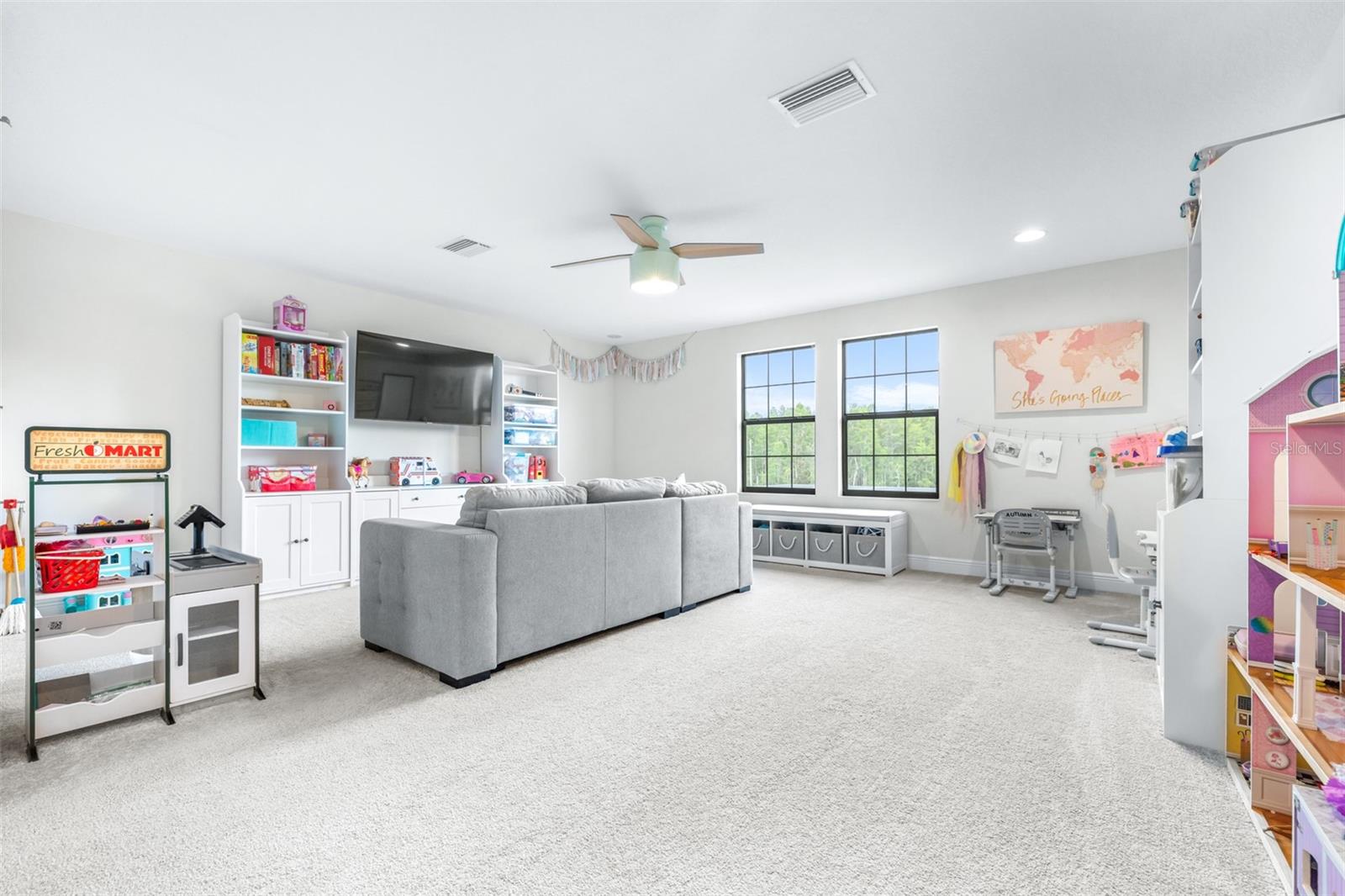 Image 29 of 85 For 21896 Emory Oak Place