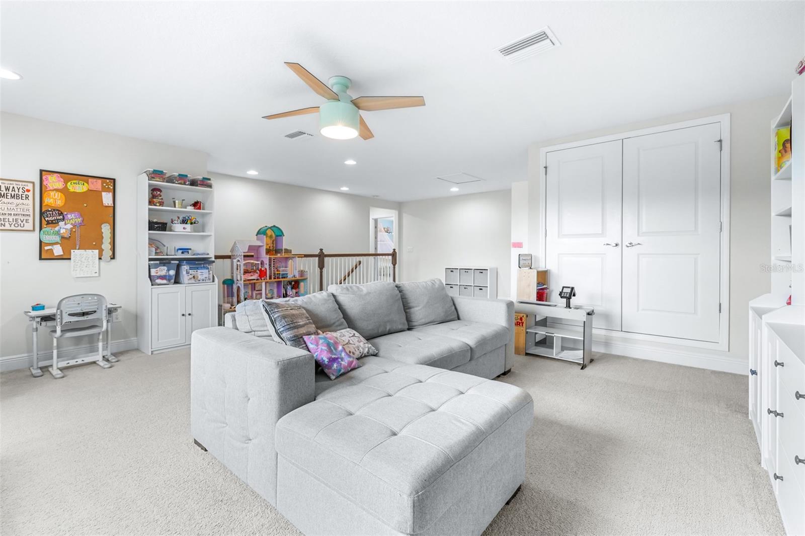 Image 30 of 85 For 21896 Emory Oak Place
