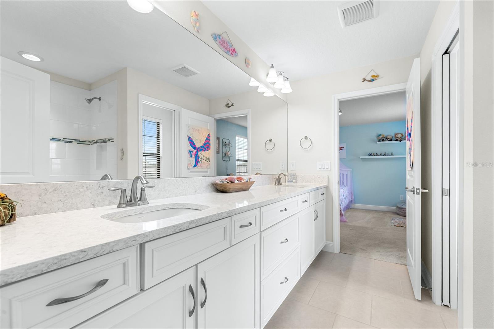 Image 45 of 85 For 21896 Emory Oak Place