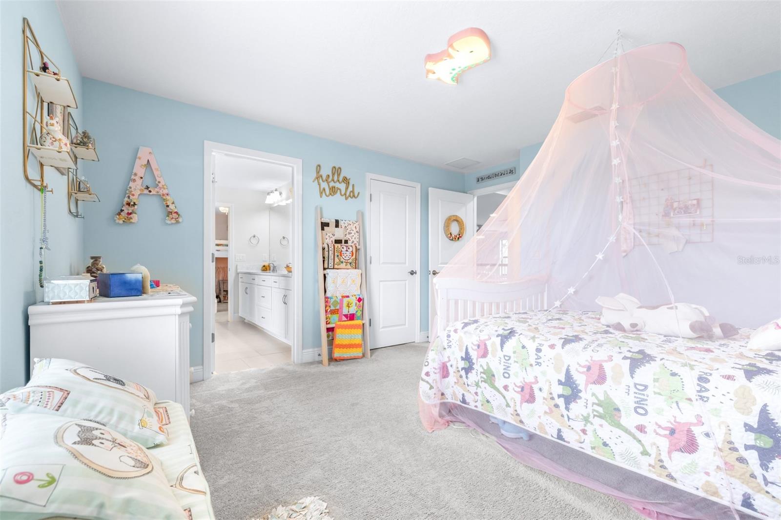 Image 47 of 85 For 21896 Emory Oak Place