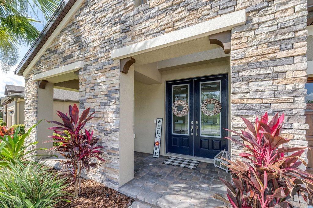 Image 5 of 85 For 21896 Emory Oak Place
