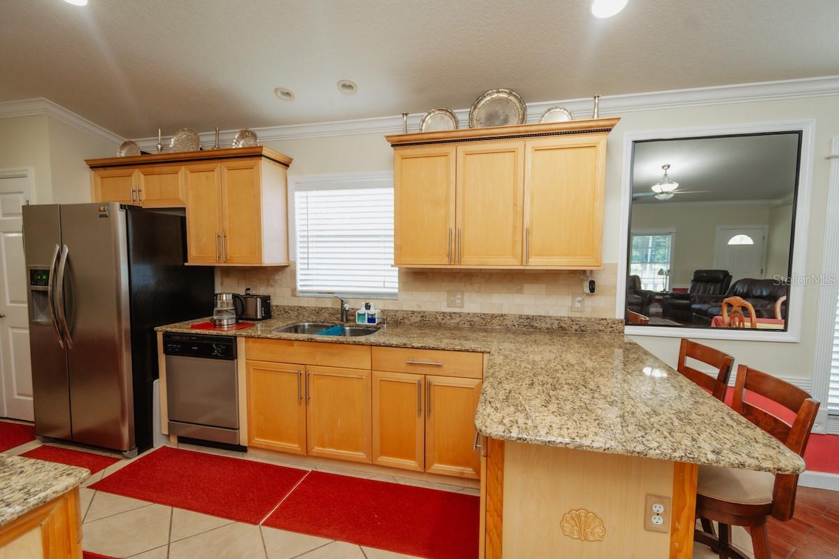 Image 11 of 27 For 3002 14th Avenue W