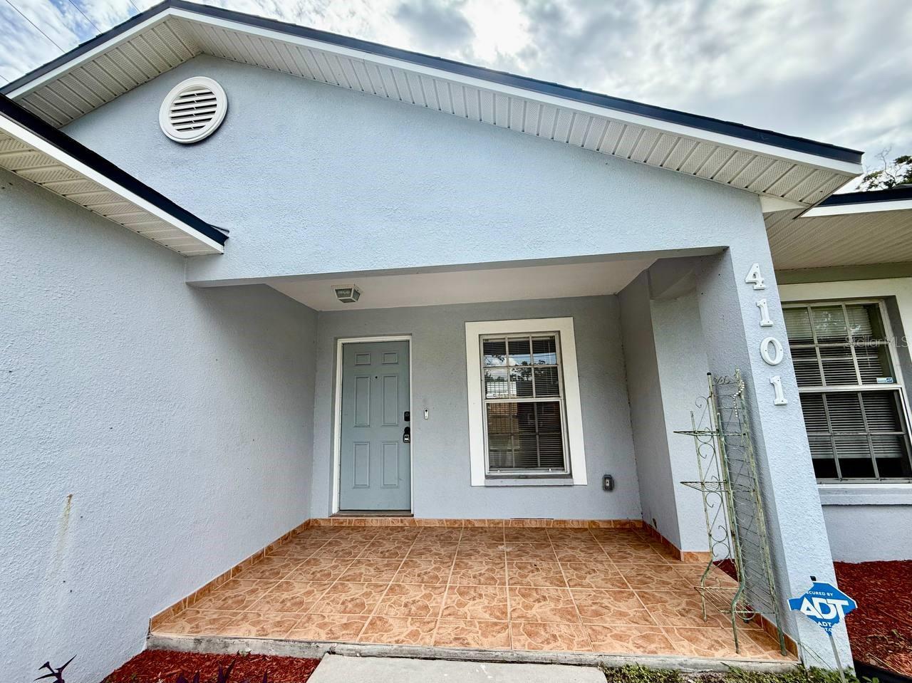 Image 4 of 28 For 4101 Nassau Street