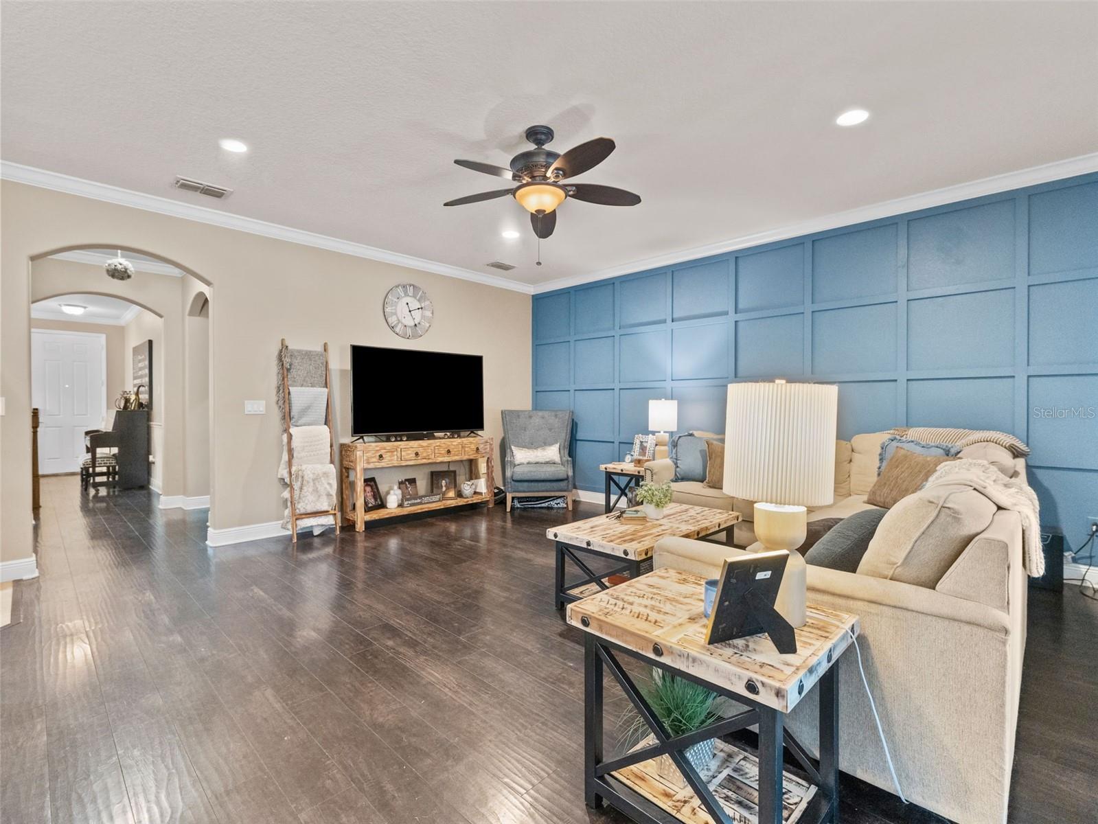 Image 10 of 50 For 2914 Cypress Bowl Road