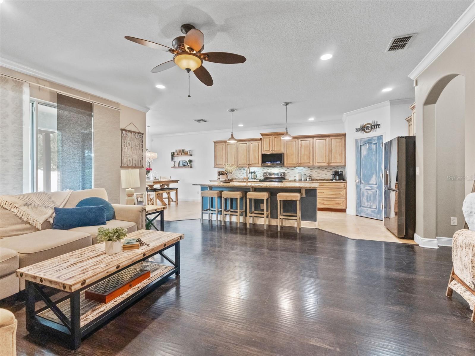 Image 11 of 50 For 2914 Cypress Bowl Road